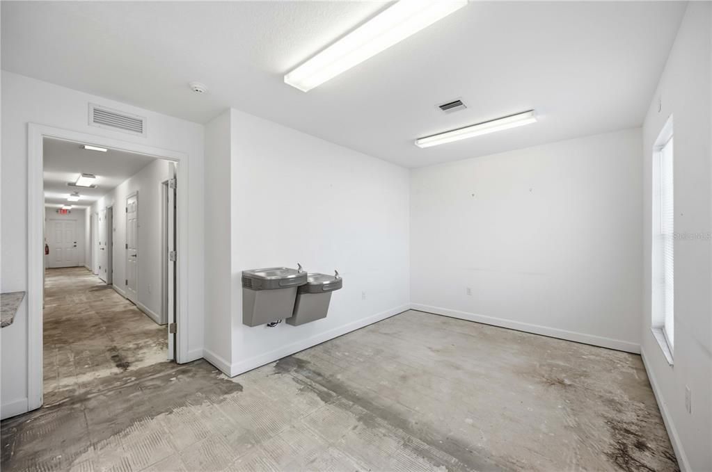 For Sale: $1,100,000 (0 beds, 0 baths, 9164 Square Feet)