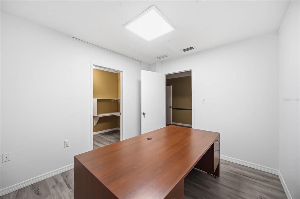 For Sale: $1,100,000 (0 beds, 0 baths, 9164 Square Feet)