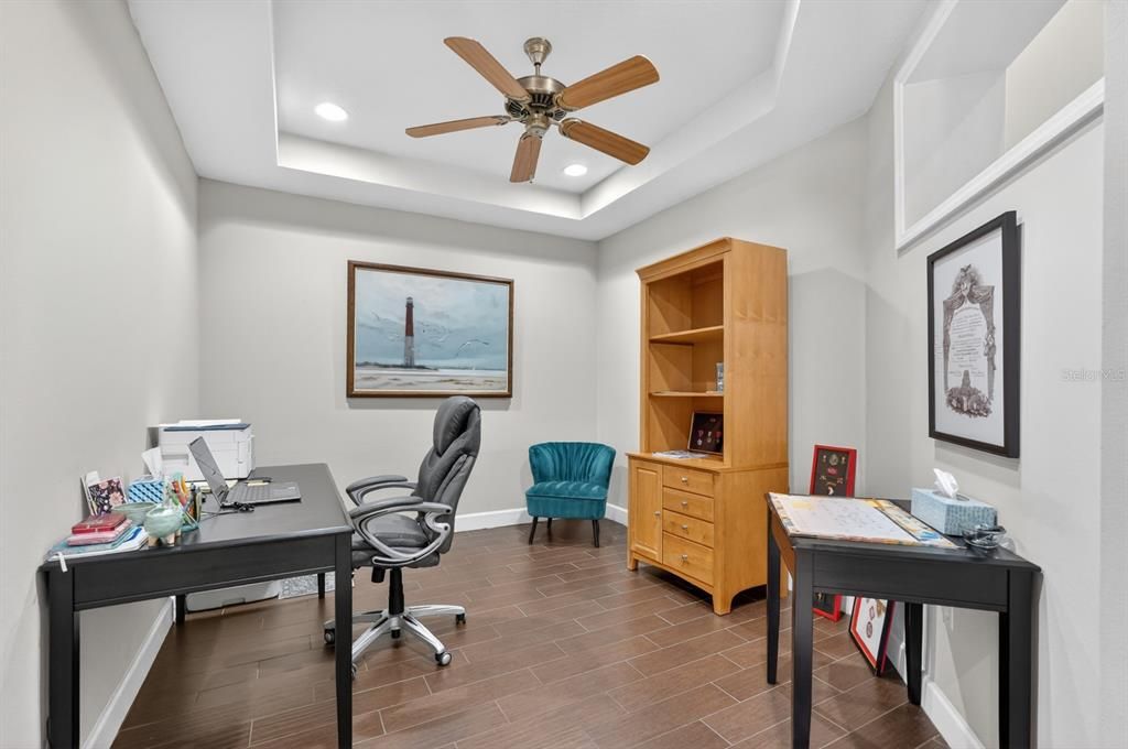 Active With Contract: $369,000 (2 beds, 2 baths, 1875 Square Feet)