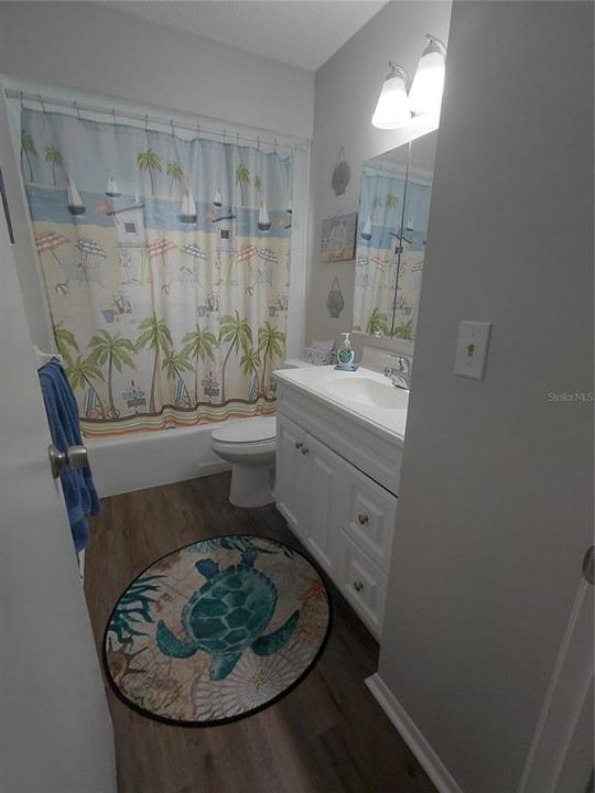 For Rent: $2,600 (2 beds, 2 baths, 1049 Square Feet)