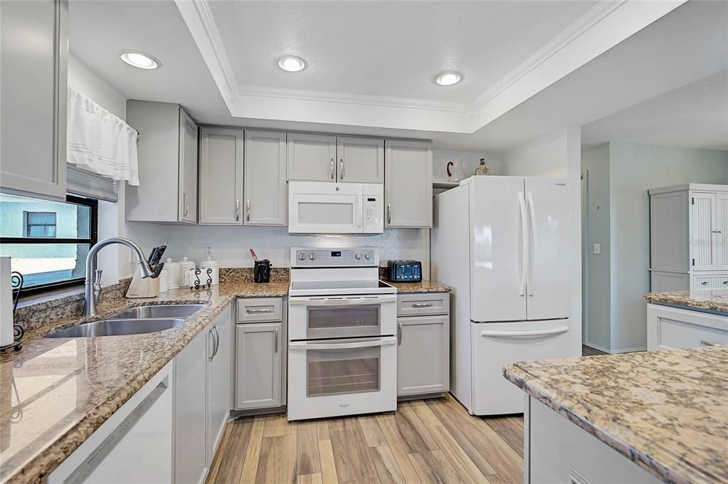 В аренду: $1,300 (2 спален, 2 ванн, 1186 Квадратных фут)