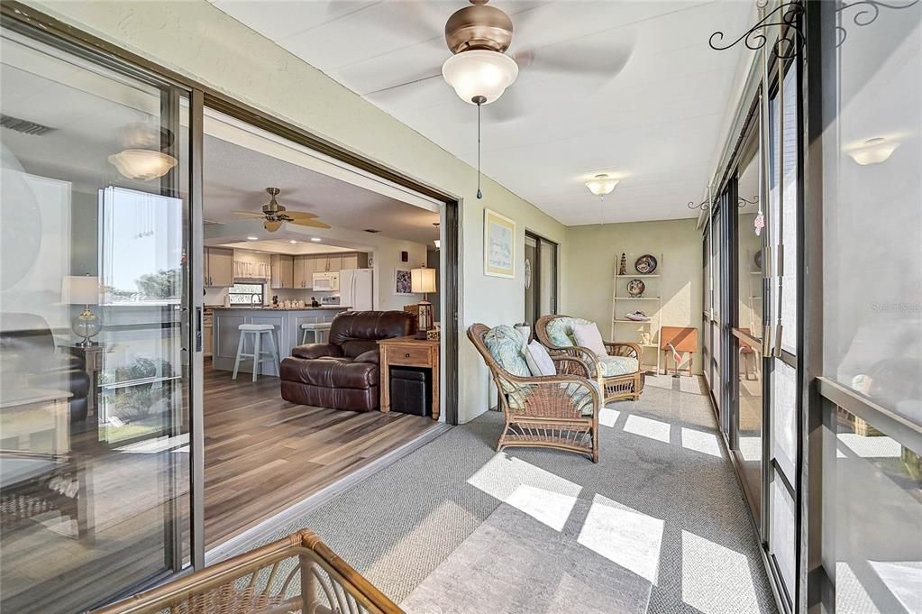 В аренду: $1,300 (2 спален, 2 ванн, 1186 Квадратных фут)