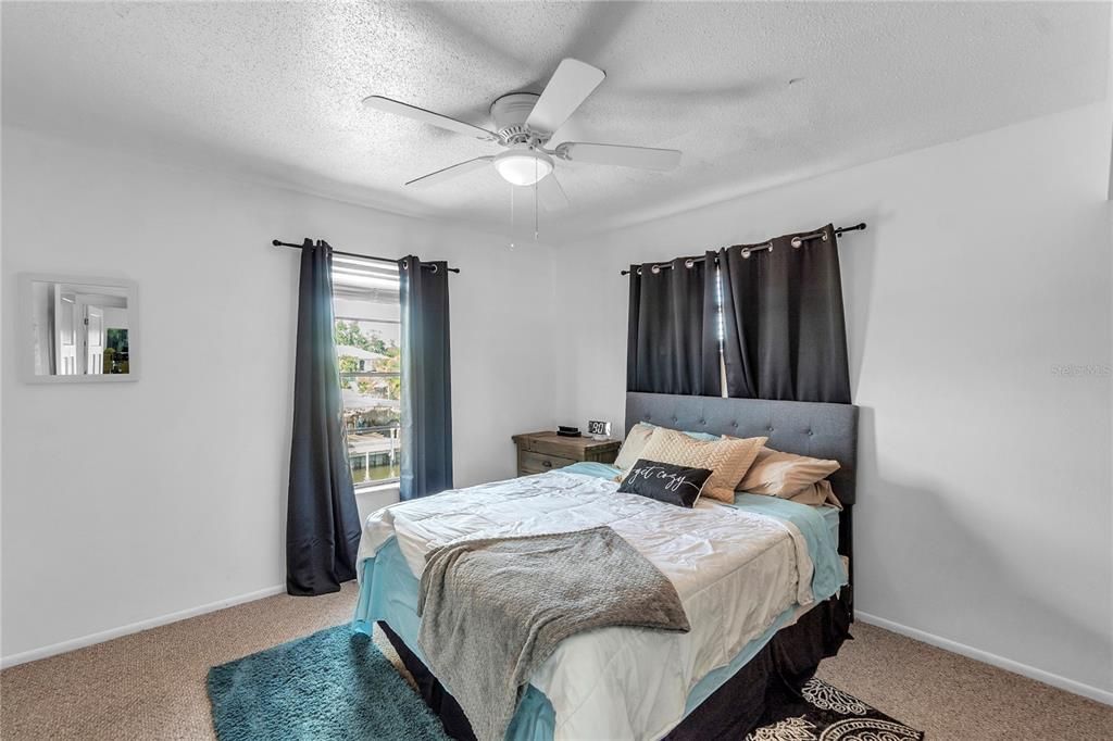 For Sale: $649,000 (5 beds, 2 baths, 2344 Square Feet)