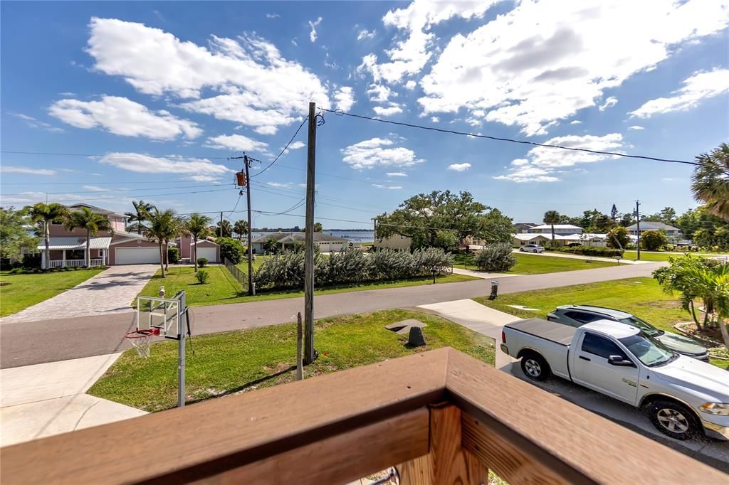 For Sale: $649,000 (5 beds, 2 baths, 2344 Square Feet)