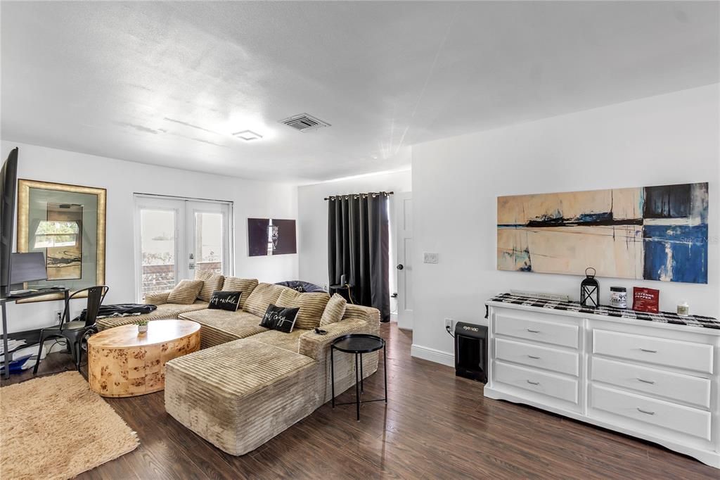 For Sale: $649,000 (5 beds, 2 baths, 2344 Square Feet)