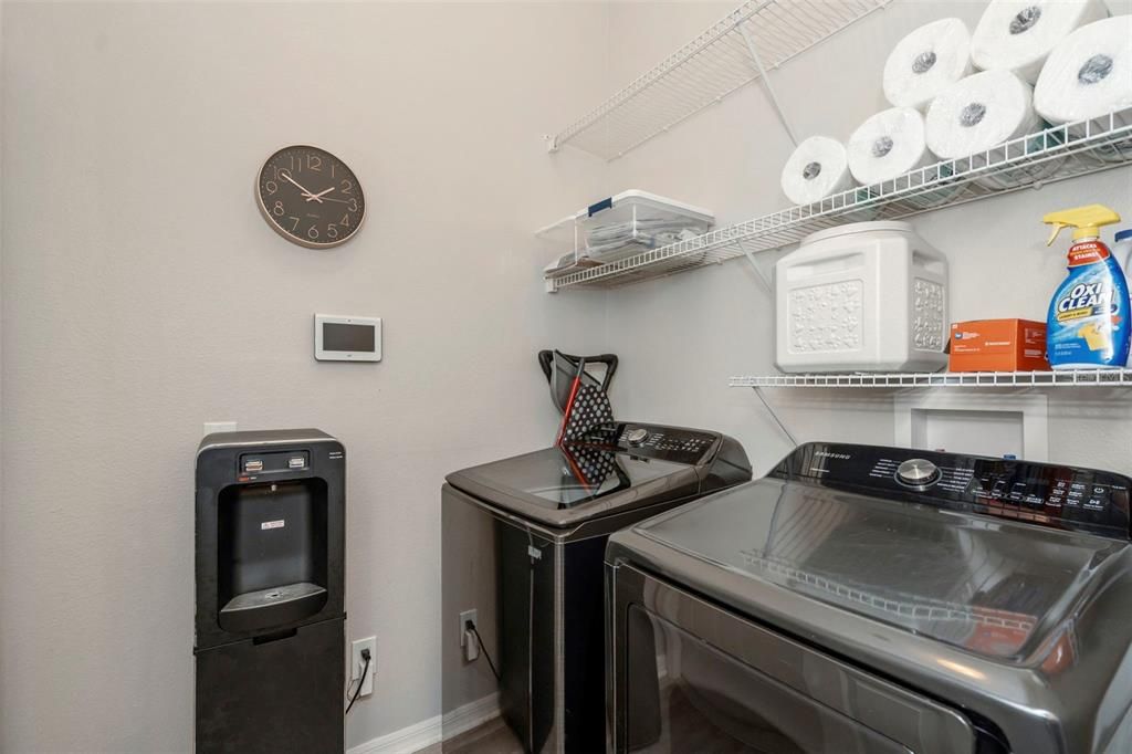 Activo con contrato: $595,000 (3 camas, 2 baños, 1720 Pies cuadrados)