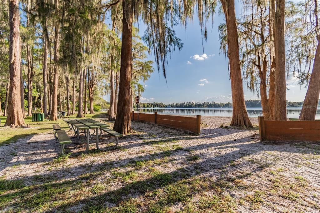 En Venta: $46,000 (0.96 acres)