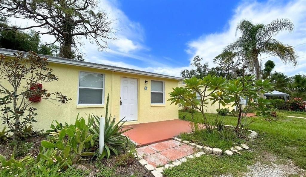 For Rent: $1,325 (1 beds, 1 baths, 650 Square Feet)