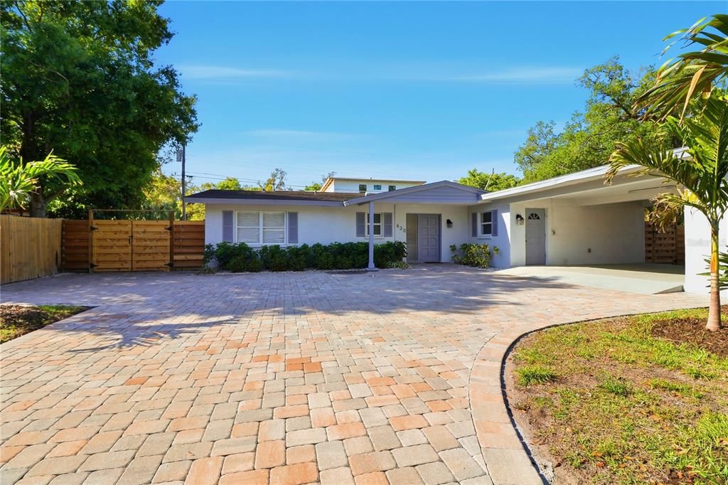En Venta: $824,500 (3 camas, 2 baños, 1897 Pies cuadrados)