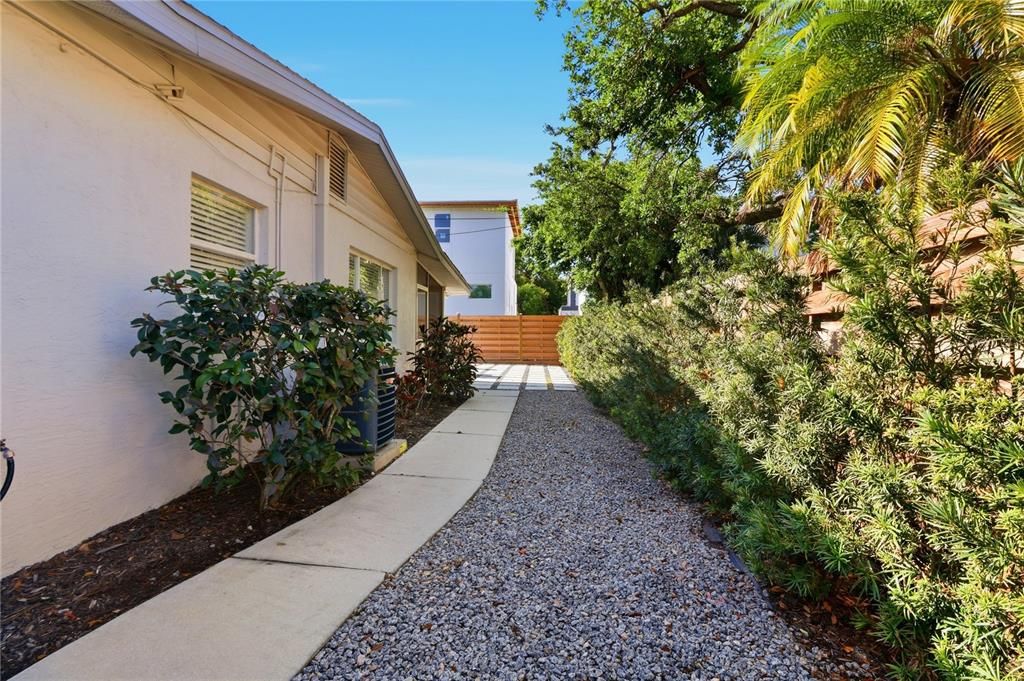 En Venta: $824,500 (3 camas, 2 baños, 1897 Pies cuadrados)