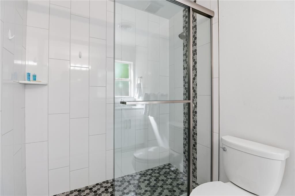 En Venta: $824,500 (3 camas, 2 baños, 1897 Pies cuadrados)