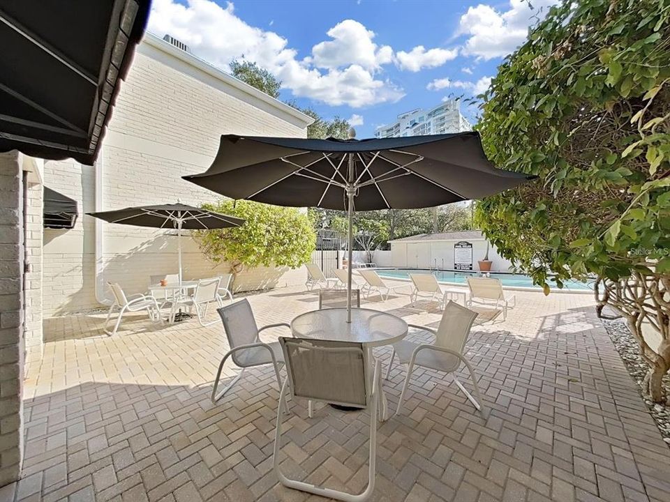 Activo con contrato: $250,000 (2 camas, 2 baños, 936 Pies cuadrados)