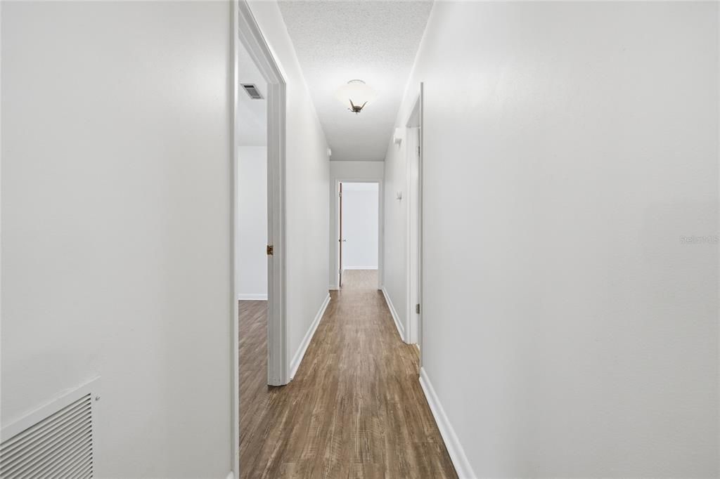 Active With Contract: $397,000 (3 beds, 2 baths, 1892 Square Feet)