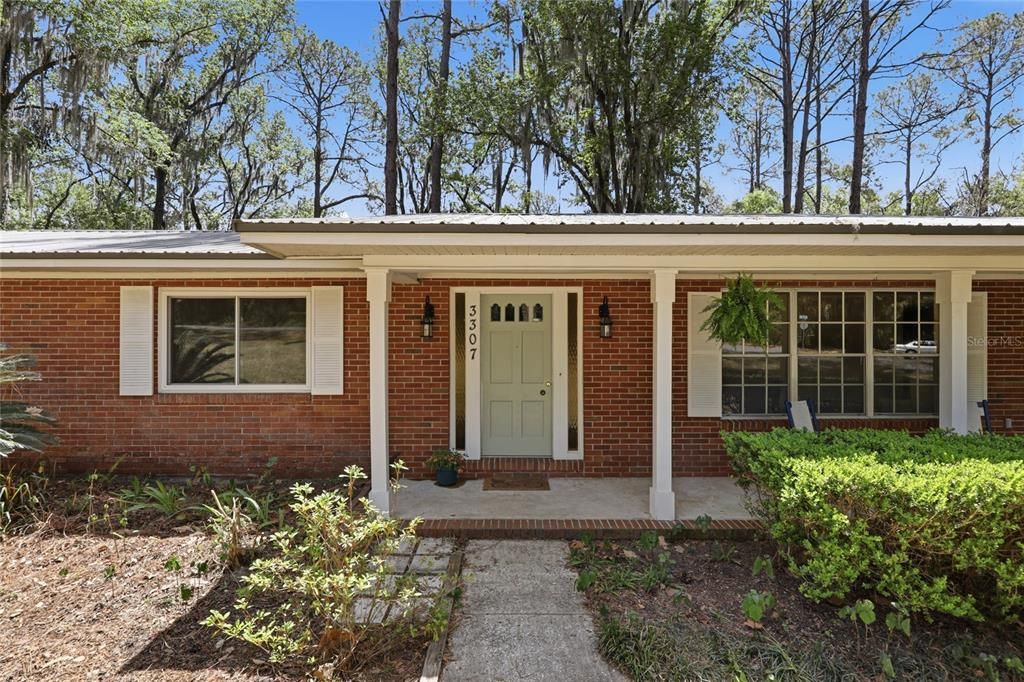 Active With Contract: $397,000 (3 beds, 2 baths, 1892 Square Feet)