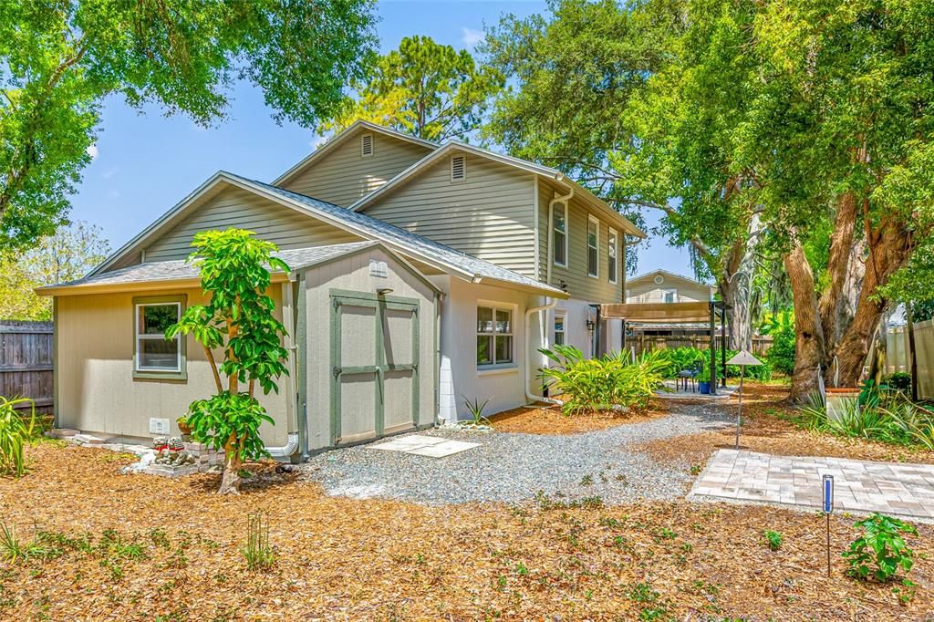 For Sale: $394,900 (4 beds, 2 baths, 1806 Square Feet)