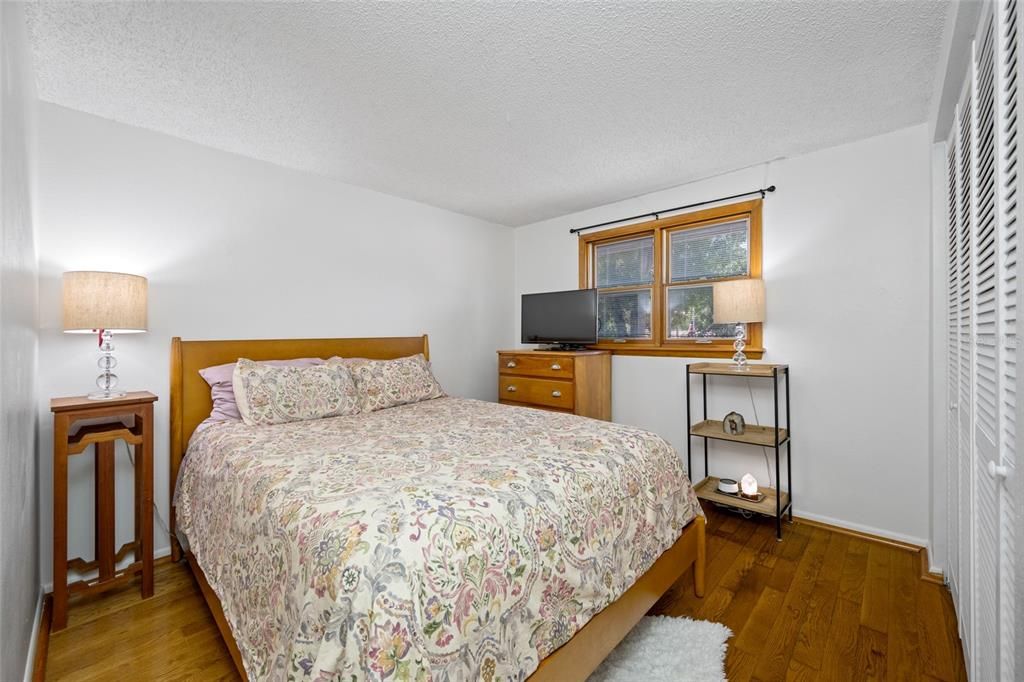 For Sale: $394,900 (4 beds, 2 baths, 1806 Square Feet)