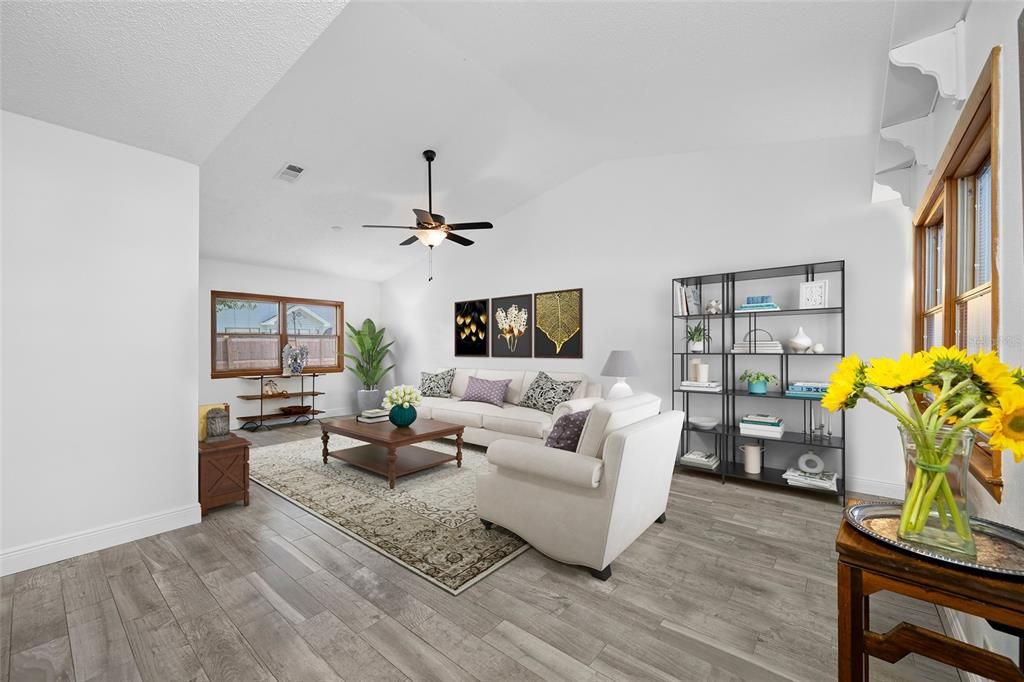For Sale: $394,900 (4 beds, 2 baths, 1806 Square Feet)
