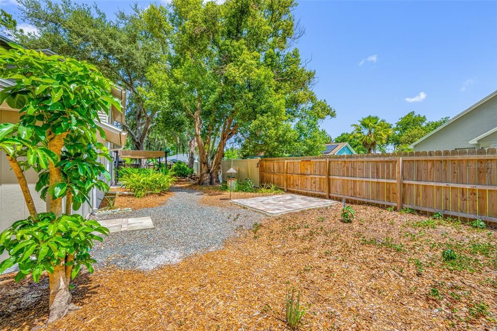 For Sale: $394,900 (4 beds, 2 baths, 1806 Square Feet)