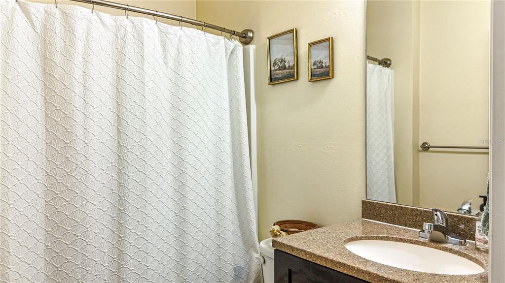 For Sale: $245,000 (3 beds, 2 baths, 1200 Square Feet)