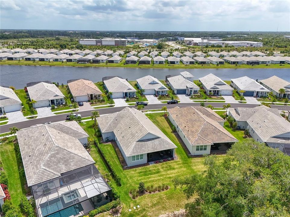 En Venta: $1,099,900 (4 camas, 2 baños, 2411 Pies cuadrados)