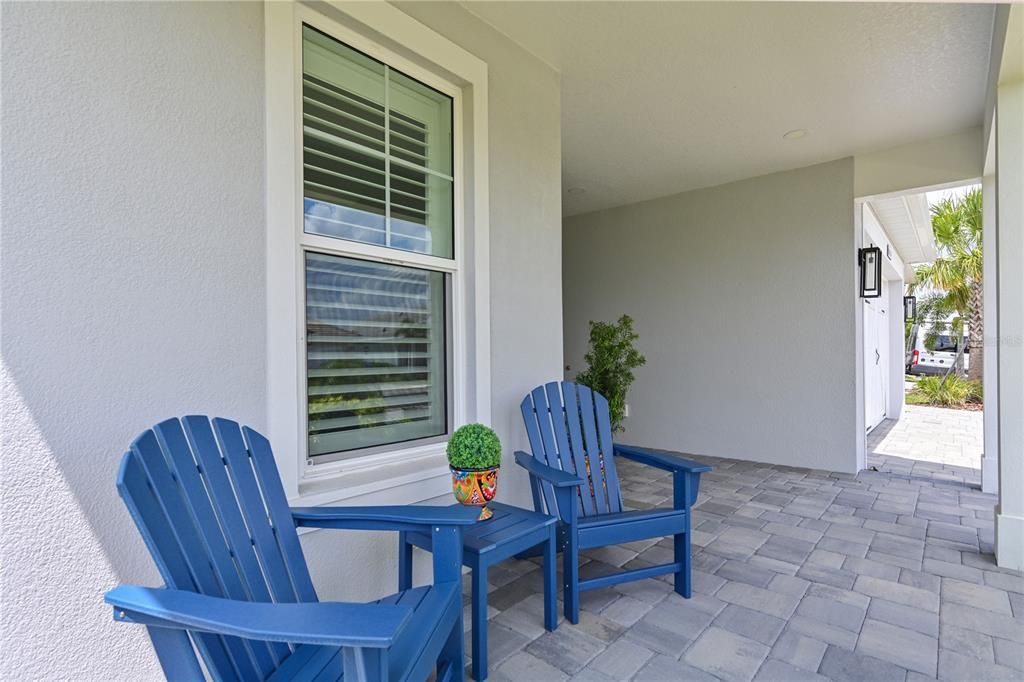 En Venta: $1,099,900 (4 camas, 2 baños, 2411 Pies cuadrados)
