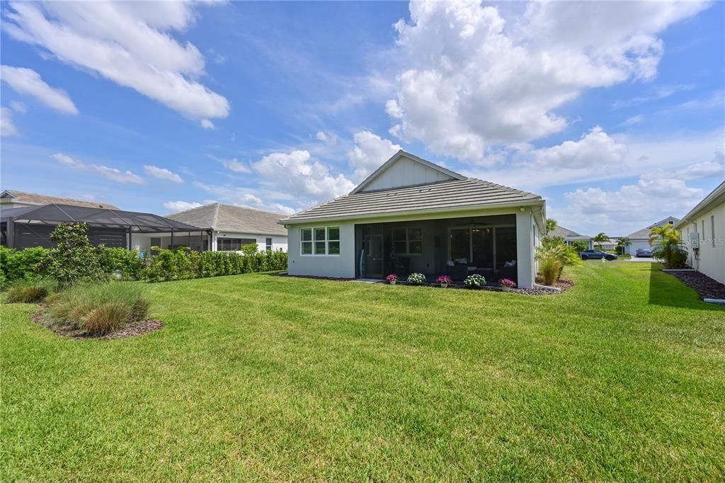 En Venta: $1,099,900 (4 camas, 2 baños, 2411 Pies cuadrados)