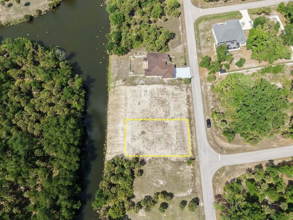 待售: $55,000 (0.23 acres)