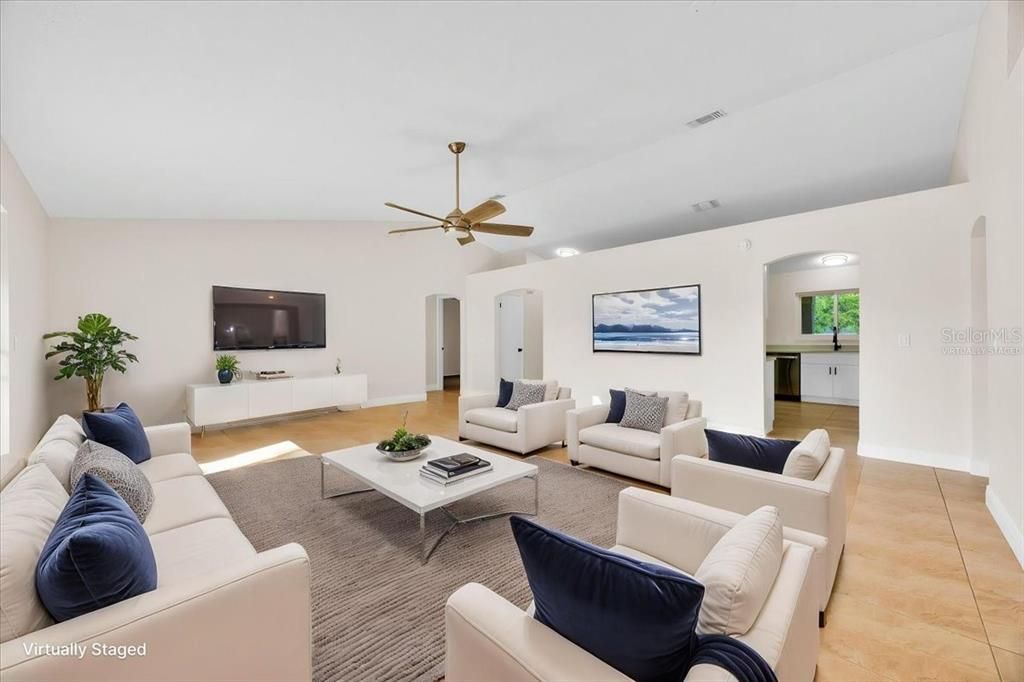 Active With Contract: $374,999 (3 beds, 2 baths, 1535 Square Feet)