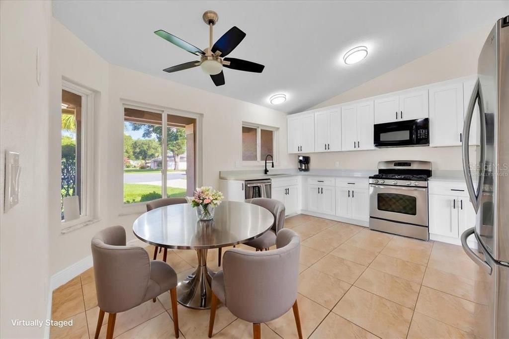 Active With Contract: $374,999 (3 beds, 2 baths, 1535 Square Feet)