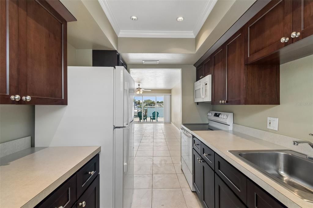 For Sale: $4,199,000 (13 beds, 0 baths, 5932 Square Feet)