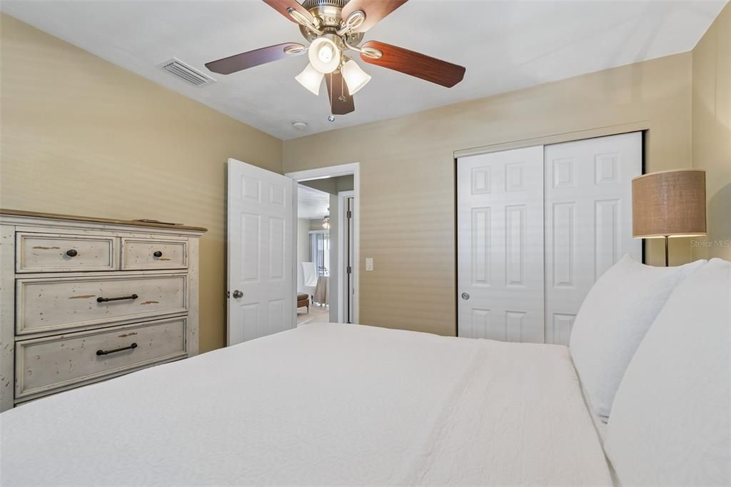 For Sale: $4,199,000 (13 beds, 0 baths, 5932 Square Feet)