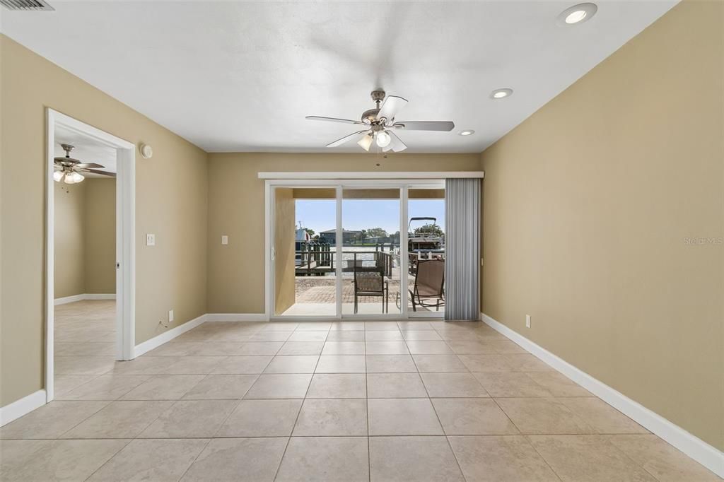 For Sale: $4,199,000 (13 beds, 0 baths, 5932 Square Feet)