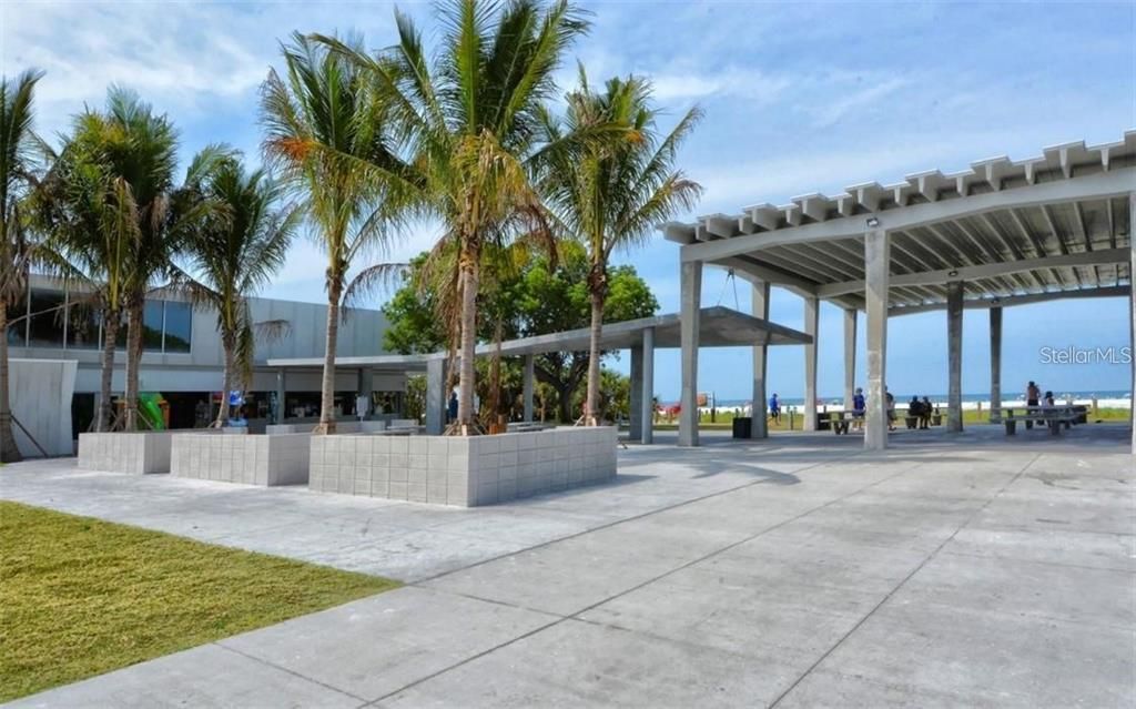 Activo con contrato: $185,000 (2 camas, 2 baños, 914 Pies cuadrados)