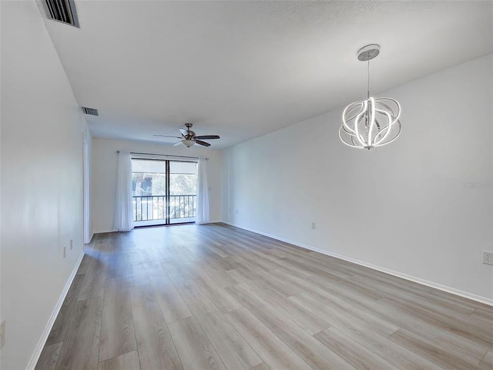 Activo con contrato: $185,000 (2 camas, 2 baños, 914 Pies cuadrados)
