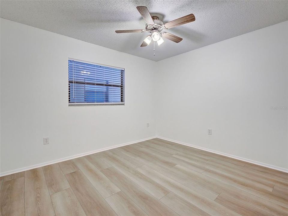 Activo con contrato: $185,000 (2 camas, 2 baños, 914 Pies cuadrados)