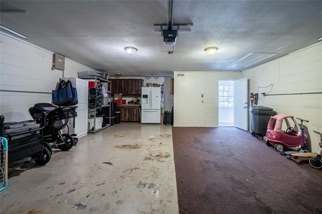 En Venta: $585,900 (3 camas, 2 baños, 2638 Pies cuadrados)