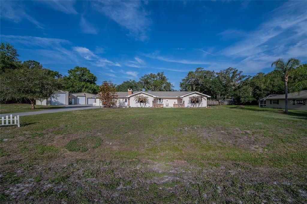 En Venta: $585,900 (3 camas, 2 baños, 2638 Pies cuadrados)