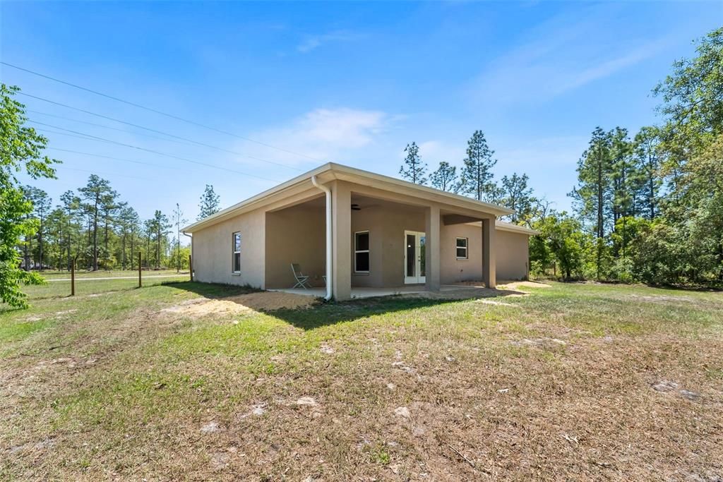 For Sale: $344,500 (3 beds, 2 baths, 1539 Square Feet)