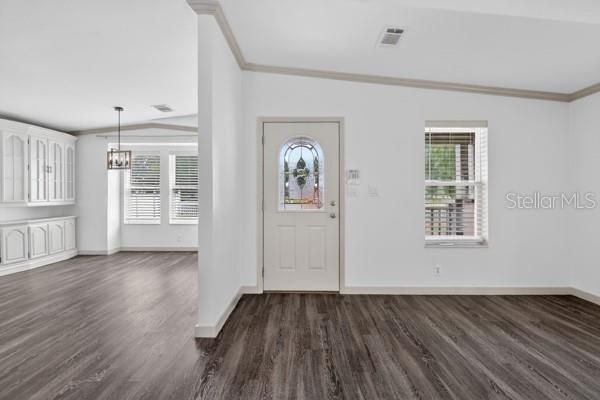For Sale: $315,000 (3 beds, 2 baths, 1312 Square Feet)