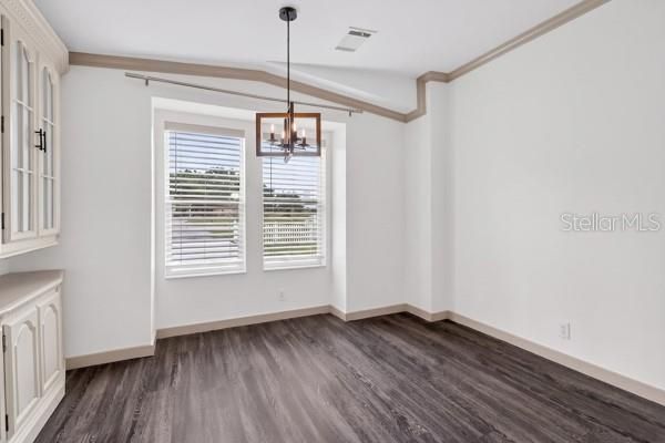 For Sale: $315,000 (3 beds, 2 baths, 1312 Square Feet)