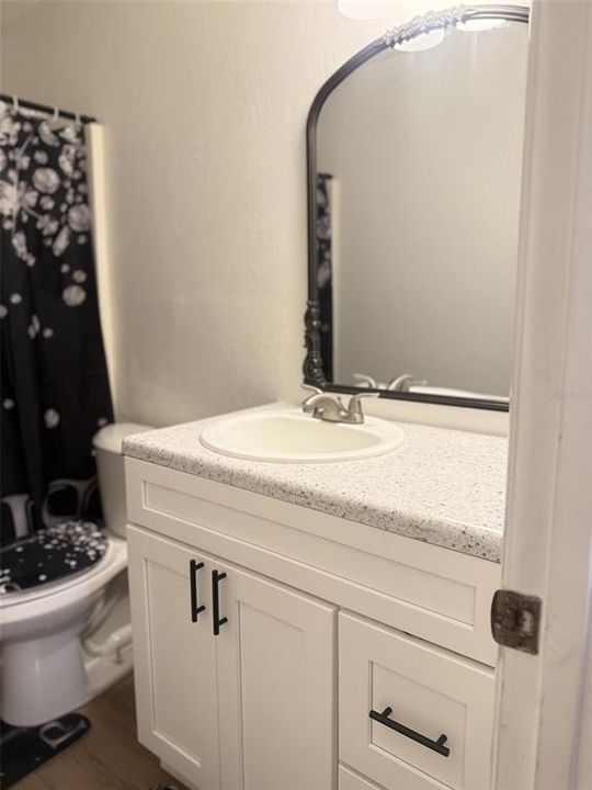 For Sale: $169,900 (2 beds, 1 baths, 1080 Square Feet)