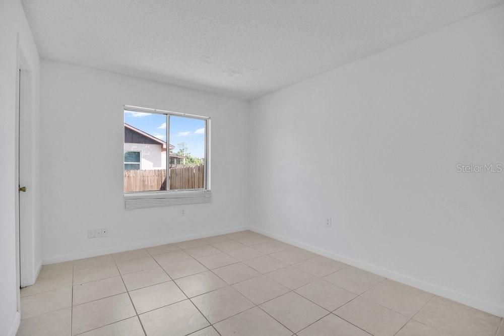 En Venta: $250,000 (2 camas, 2 baños, 837 Pies cuadrados)