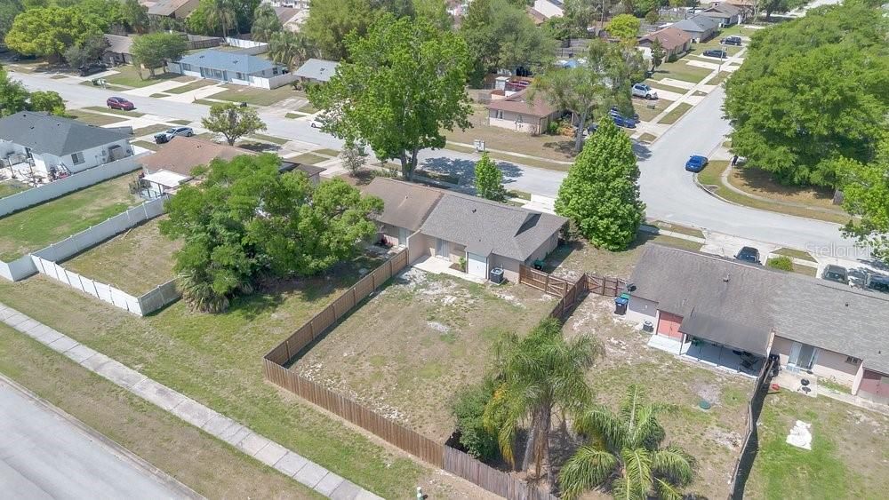 En Venta: $250,000 (2 camas, 2 baños, 837 Pies cuadrados)