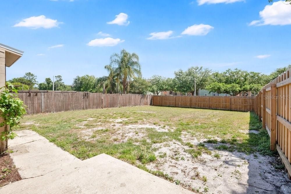 En Venta: $250,000 (2 camas, 2 baños, 837 Pies cuadrados)