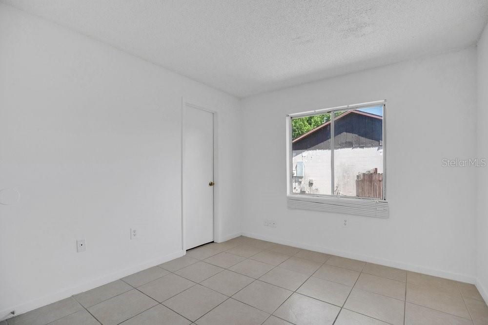 En Venta: $250,000 (2 camas, 2 baños, 837 Pies cuadrados)