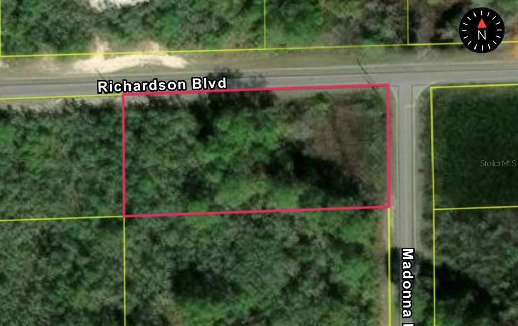 待售: $30,000 (0.98 acres)