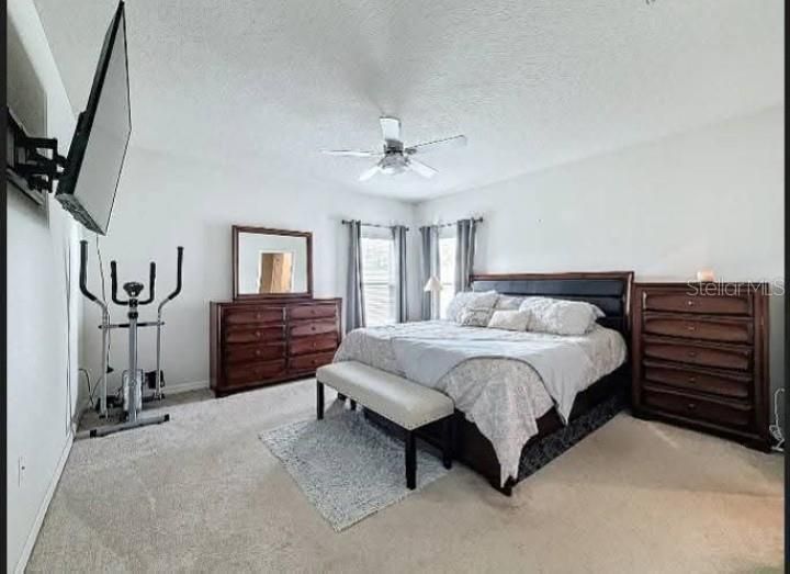 For Rent: $1,850 (3 beds, 2 baths, 1431 Square Feet)