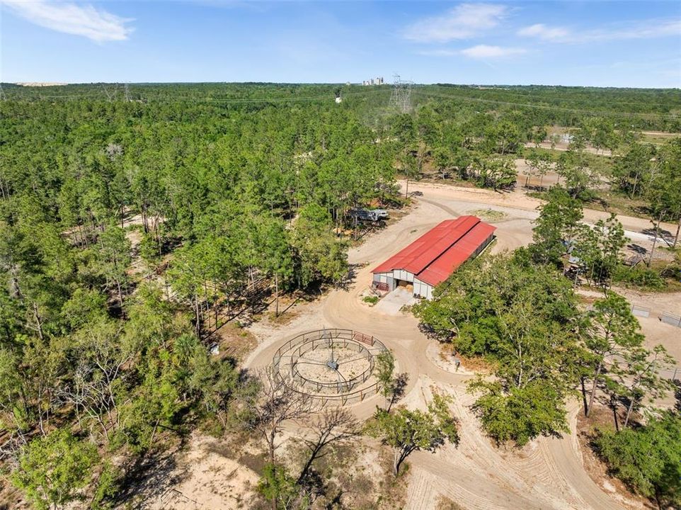 待售: $1,399,000 (42.00 acres)