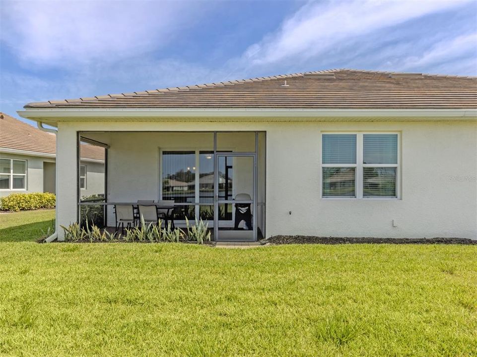 Active With Contract: $364,900 (2 beds, 2 baths, 1496 Square Feet)