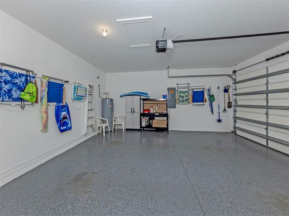 Active With Contract: $364,900 (2 beds, 2 baths, 1496 Square Feet)